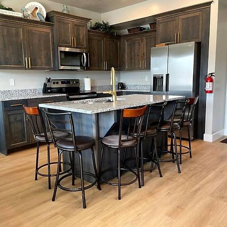 Lovely Condo! W/ Free Recreational Vehicle Parking Garden City Exterior photo