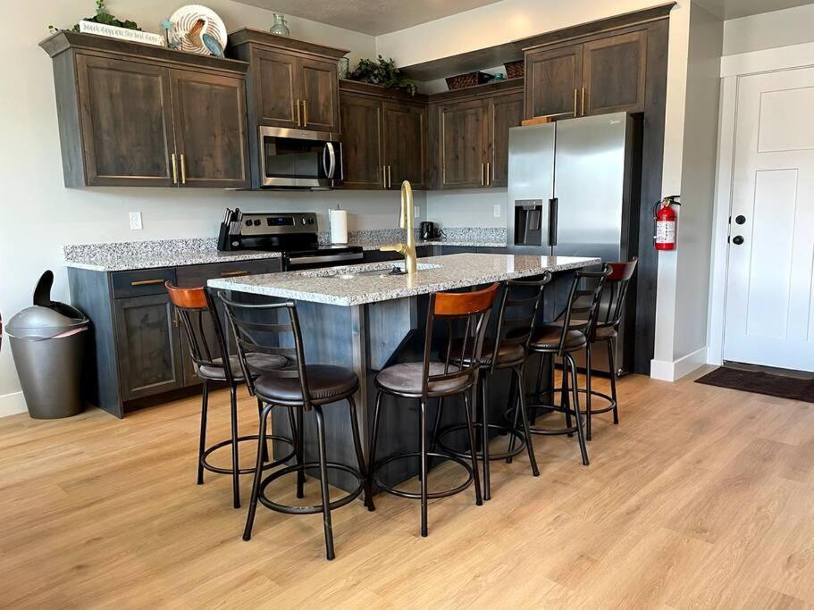 Lovely Condo! W/ Free Recreational Vehicle Parking Garden City Exterior photo